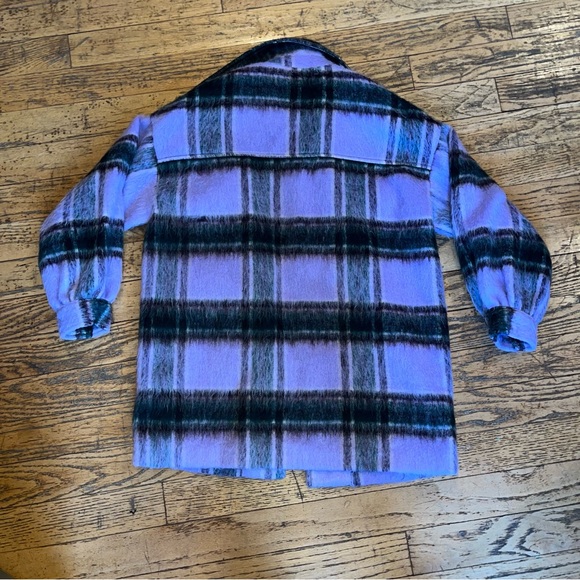 Fuzzy Jacket - Picture 4 of 5